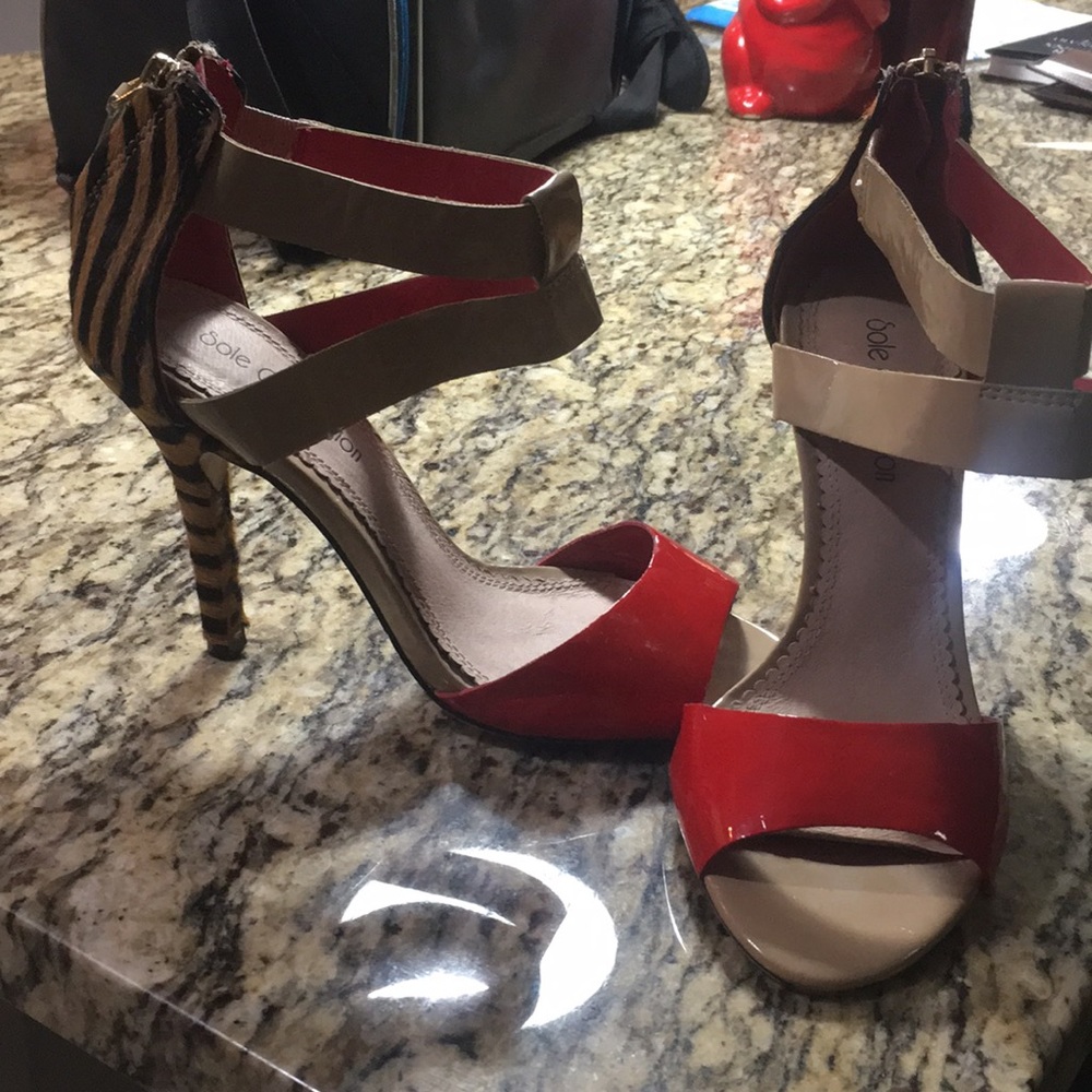 Gorgeous Red, nude, and faux fur heels